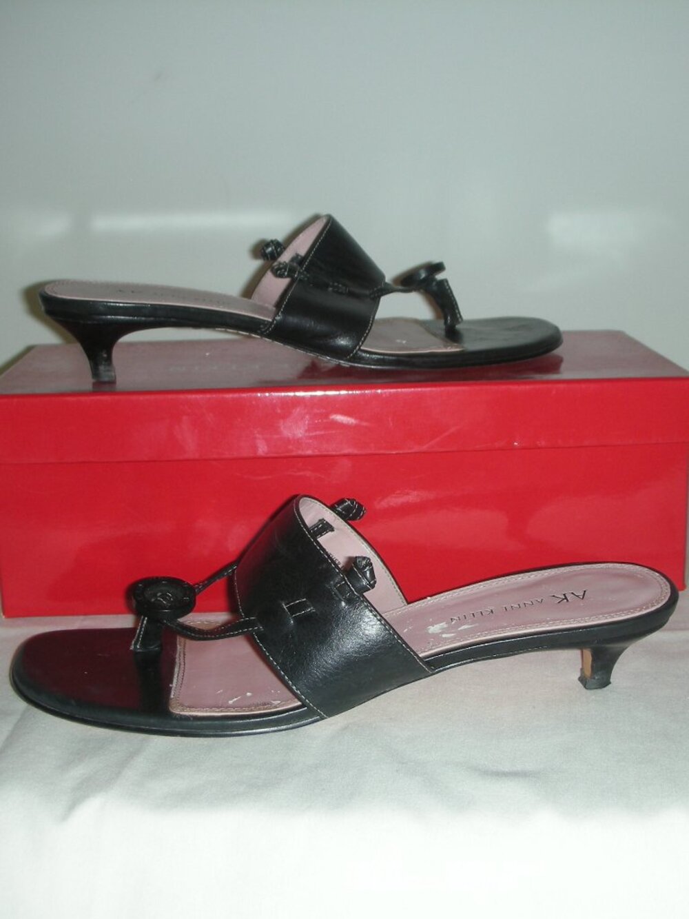 Anne Klein Katherine Black Leather Kitten Heel Slide Sandals Size 8 M Y2K
